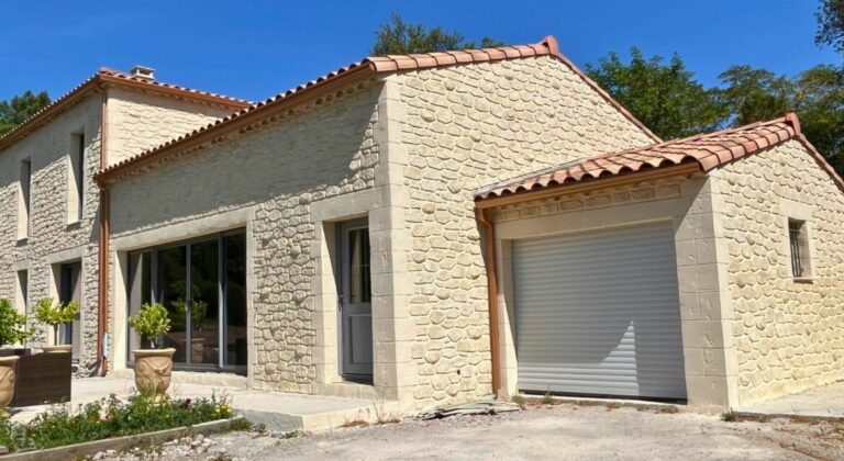 facade fausse pierre facon pierre marseille 1170x640